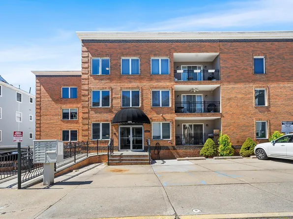 4401 Smith Avenue 1B image 1 of 23