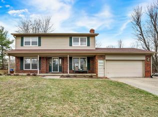 3968 Creekwood Dr, Greenwood, IN 46142