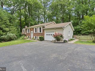 8819 Lafayette Dr, Owings, MD 20736
