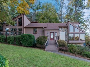 2759 Long Lake Ct NE, Roswell, GA 30075