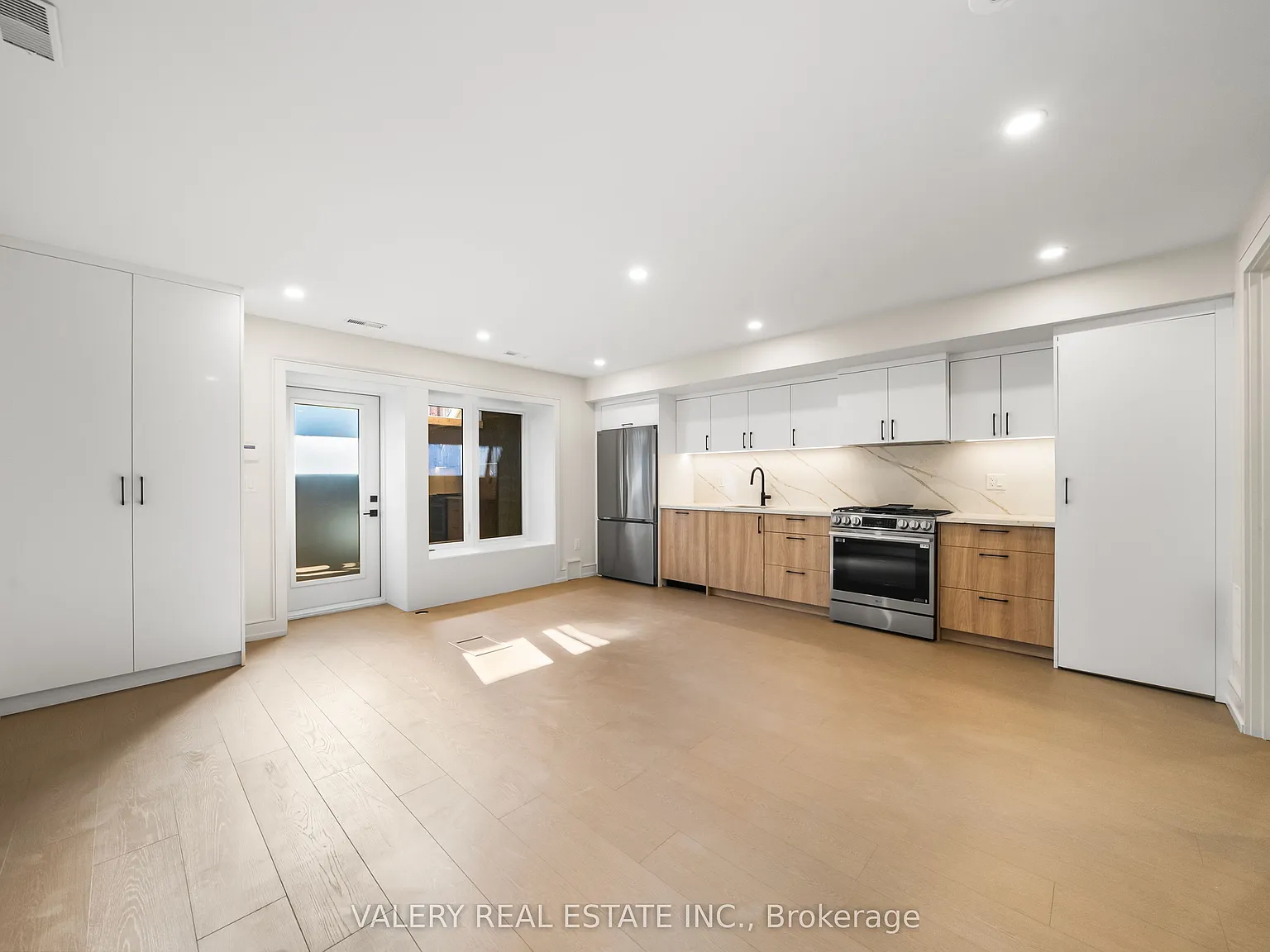 1 bed, $2,250 — Photo 1