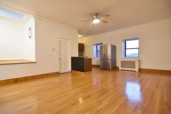 Rented by A P Realty Group NY LTD | media 11