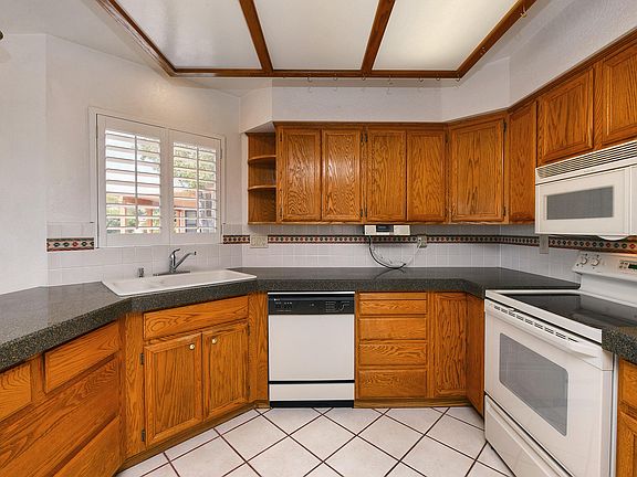 4th image of 14391 N Chalk Creek Dr