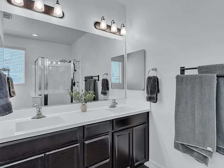 1691 W Desert Spring Way — Photo 23