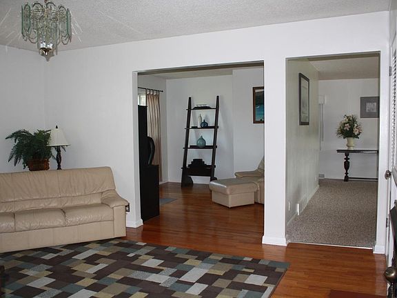 3rd image of 35716 County Road 388