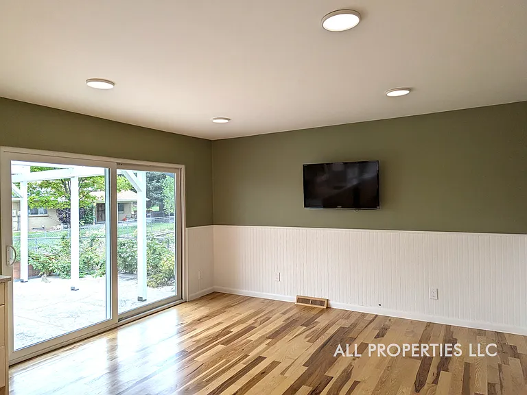 6905 E Hillside Pl — Photo 24