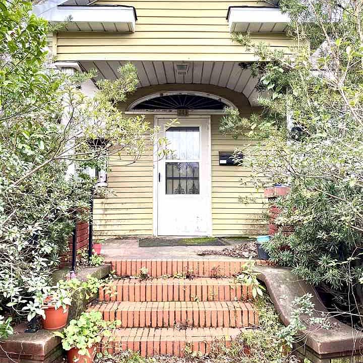 1st image of 743 Washington Blvd