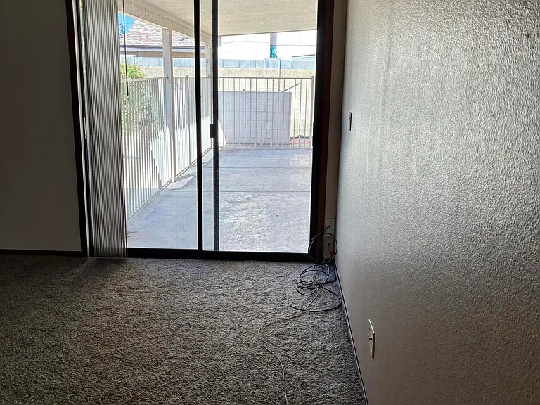 701 W Summit Pl — Photo 13
