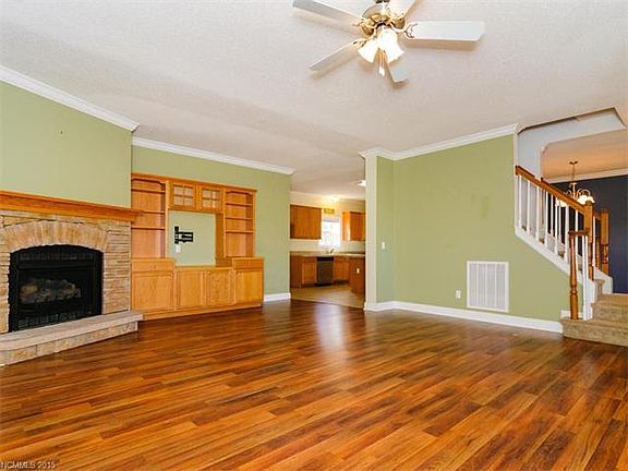 3rd image of 177 Appaloosa Dr