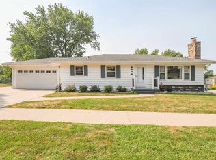 2309 W Oak St, Sioux Falls, SD 57105