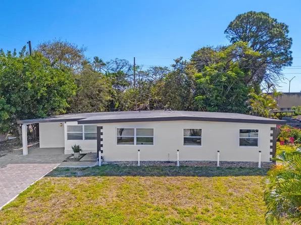 1208 Lake Geneva Drive, Lake Worth Beach, FL 33461