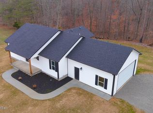 45 Sleepy Hollow Rd, Clarkson, KY 42726