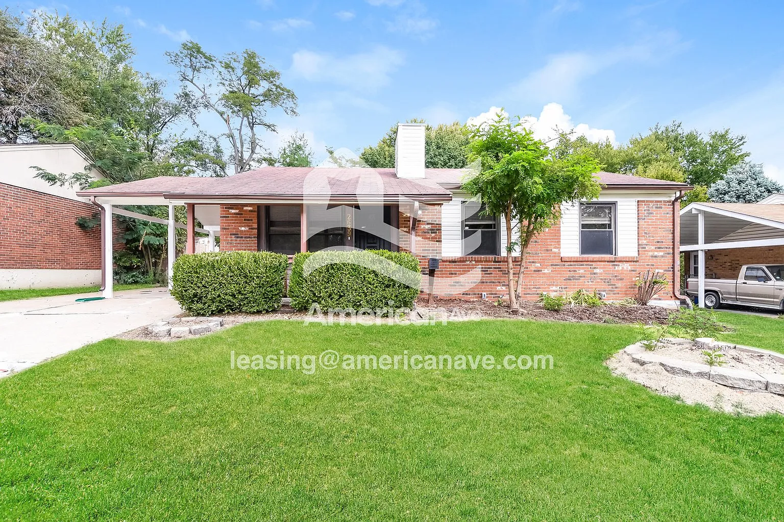 2639 Freemantle Dr photo 1