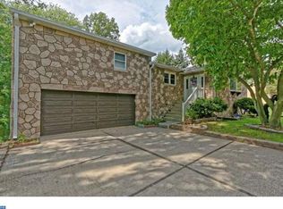 1138 2nd Ave, Blackwood, NJ 08012