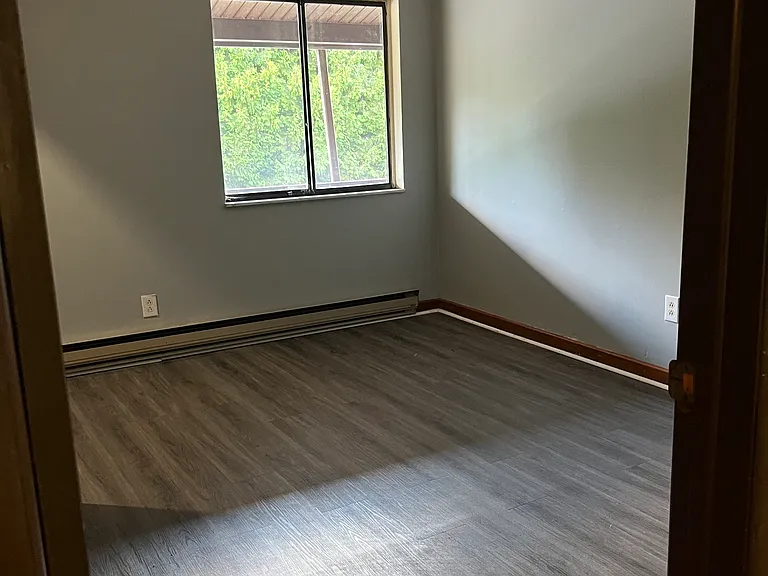 132 N Valley St #23 — Photo 3