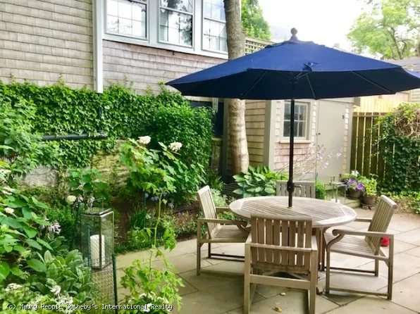 74R Center St #6, Nantucket, MA 02554