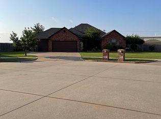 4001 Calliope Ct, Yukon, OK 73099