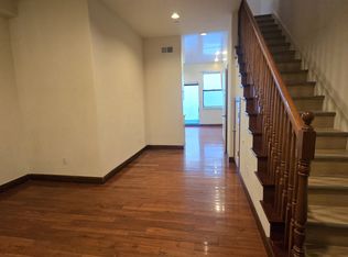 324 10th St #316, Oakland, CA 94607