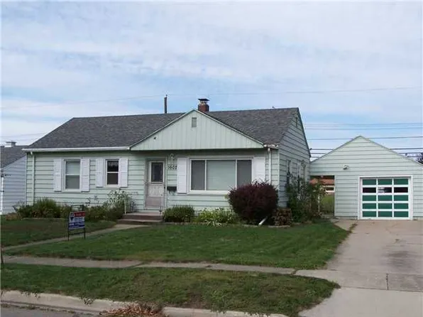 1602 Loraine Ave, Lansing, MI 48910