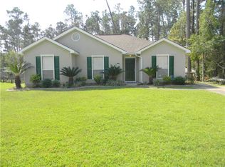 1438 Viola St, Mandeville, LA 70448
