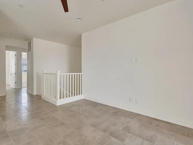 Great place to hang out and just relax or make into an office area if need be.