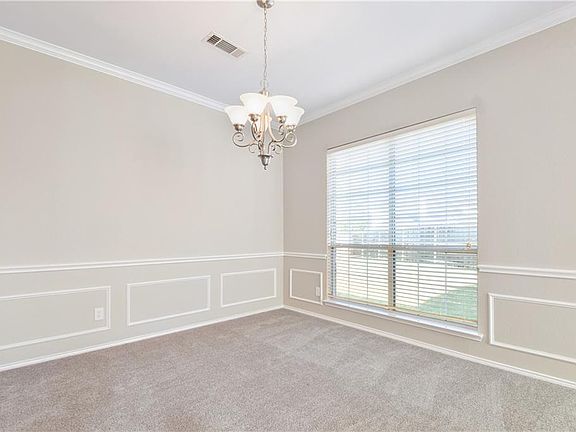 5th image of 2809 Chesterwood Ct