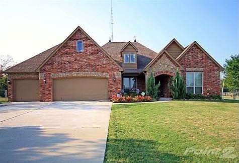 Awesome Custom Home on 1 Acre m/l with Additional 1 Acre m/l available