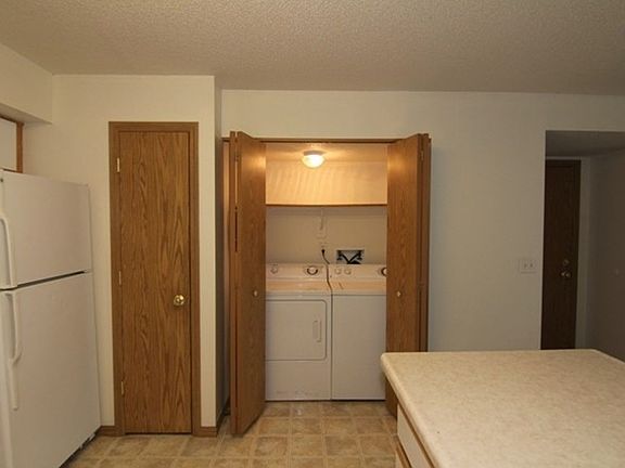 4th image of 2882 Coral Ct APT 201