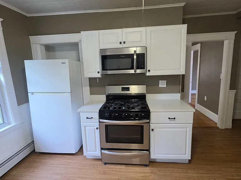 282 Hamilton St #3 — Photo 7