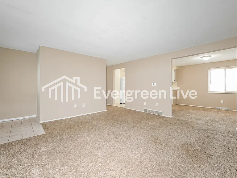 1022 Taylor St — Photo 2