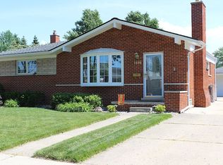 1606 Myrtle Ave, Madison Heights, MI 48071