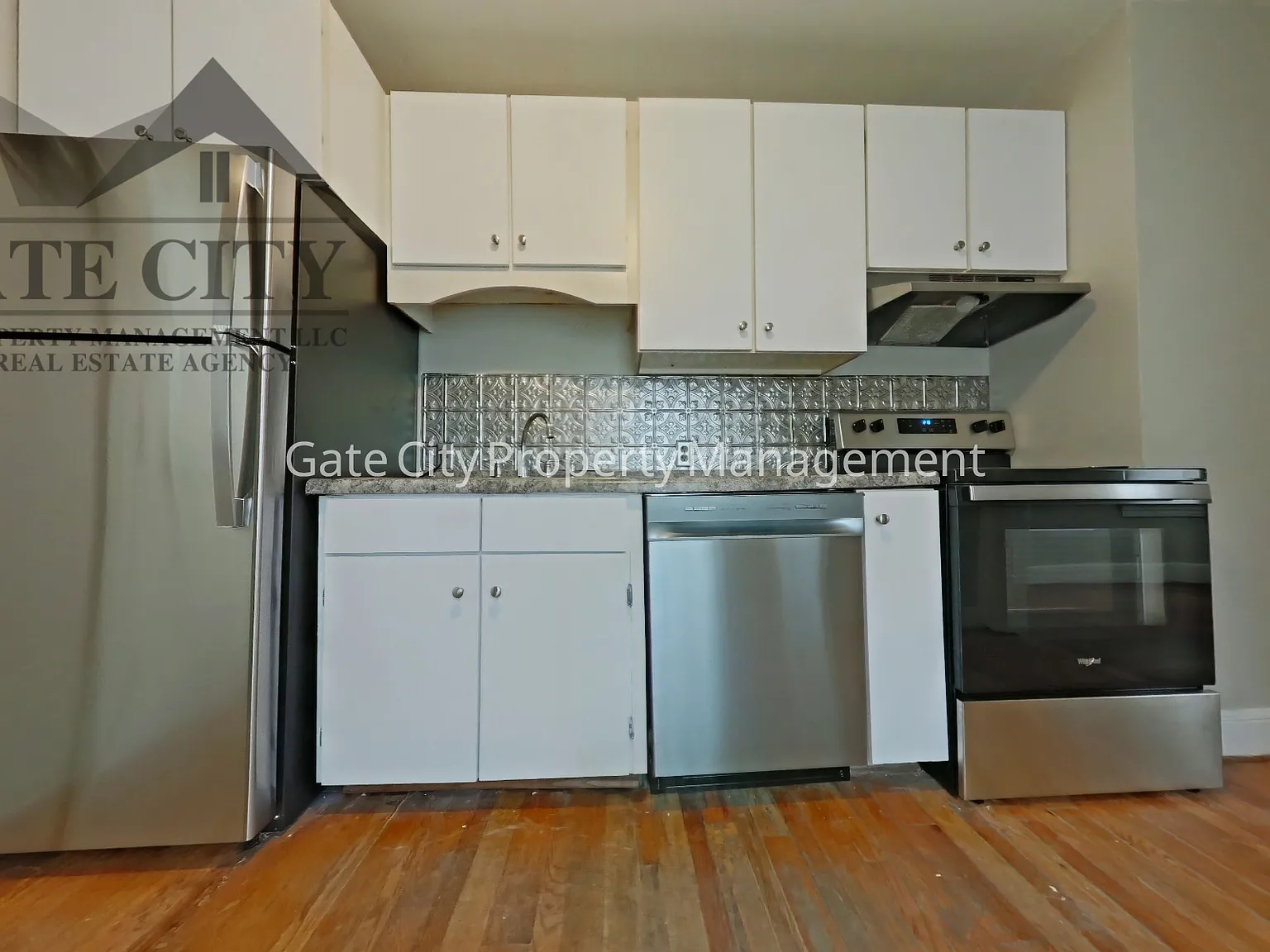 2 bed, 744 sqft, $1,100 — Photo 3