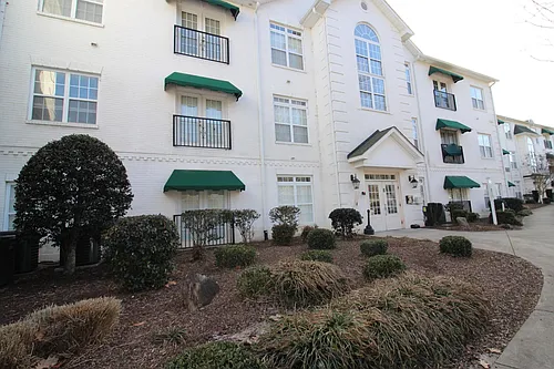 100 Sunset Cir Photo 1