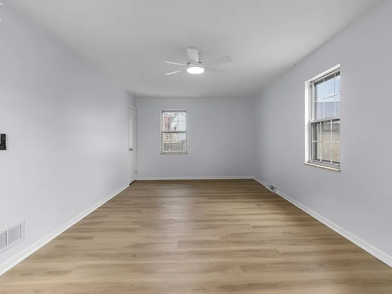 914 Hayes Ave — Photo 27