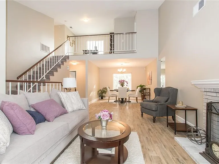 11441 Mount Johnson Ct — Photo 4