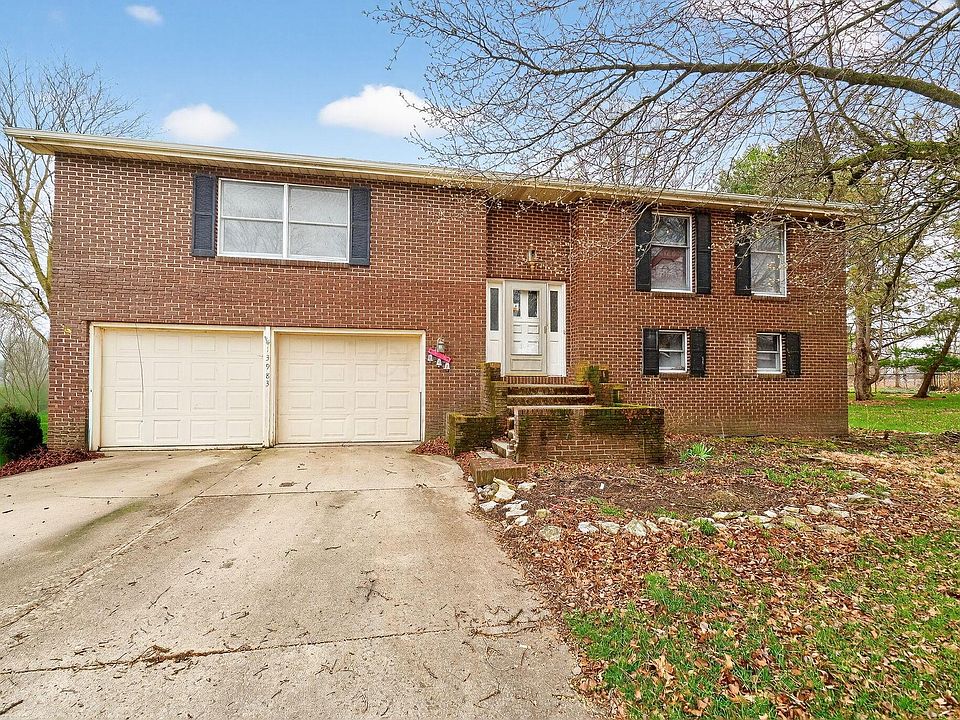 1st image of 13983 Oxford Dr
