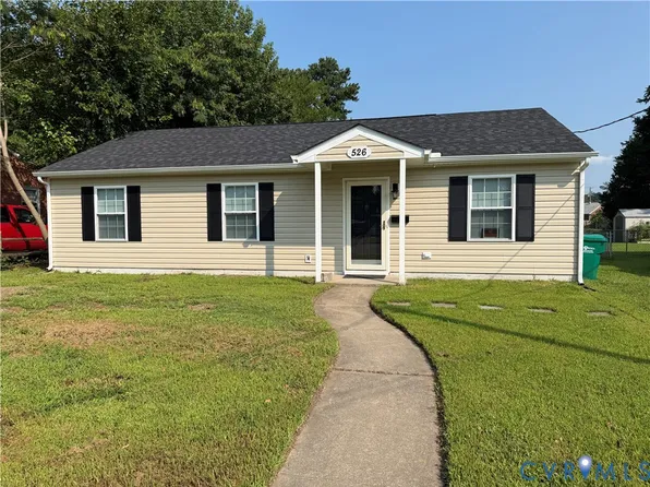 526 Roslyn Ave, Colonial Heights, VA 23834