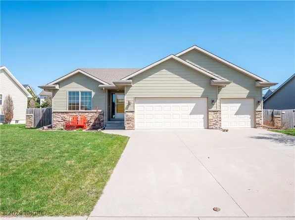 1701 Ironwood Dr, Granger, IA 50109