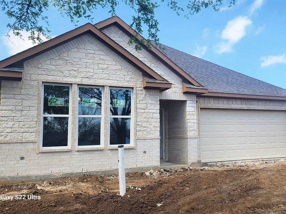 1st image of 1810 Effie St