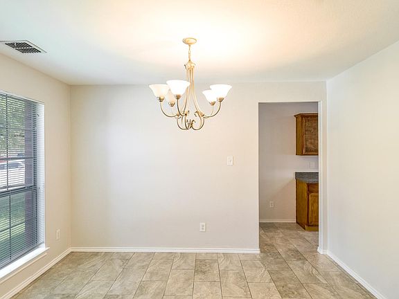 4th image of 3524 Diane Dr