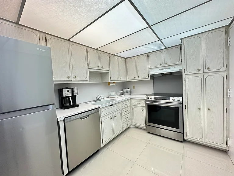 1985 S Ocean Dr #21A — Photo 3