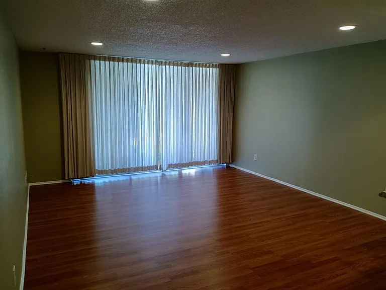 12500 Melville Dr #228C — Photo 10
