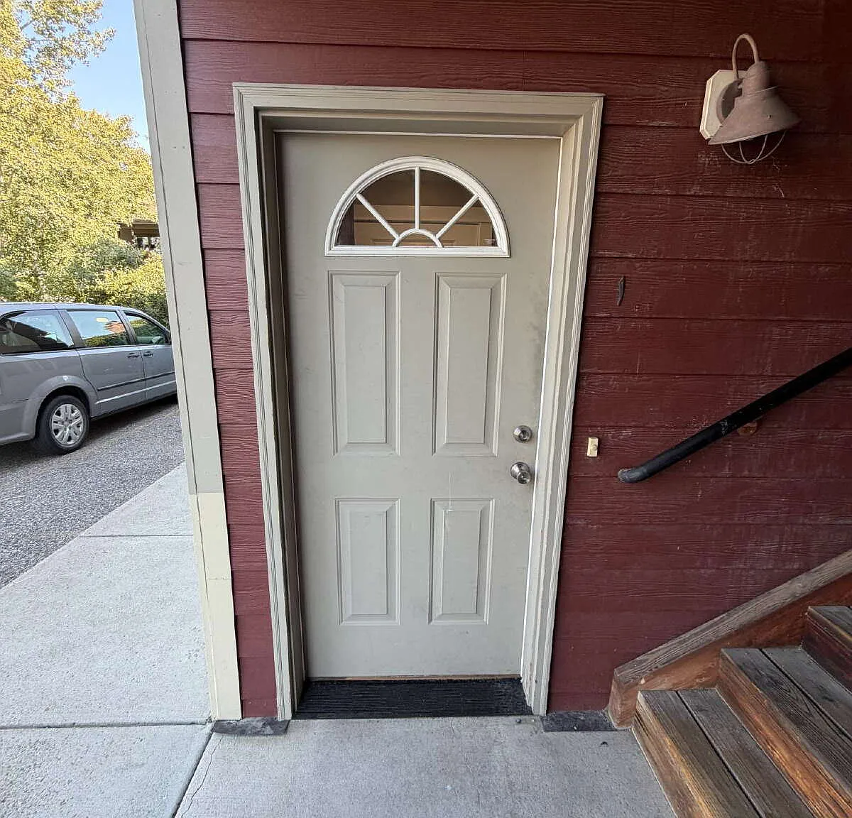 2 bed, 1.0 bath, $2,000 — Photo 2