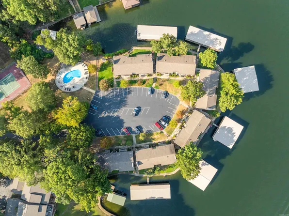 250 Grand Isle Dr APT 3C, Hot Springs National Park, AR 71913