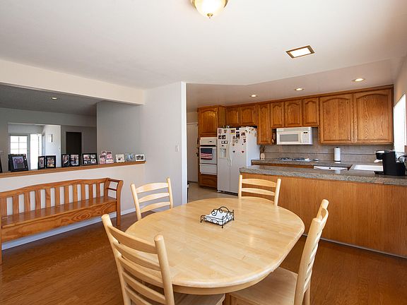 4th image of 3125 Michael Dr