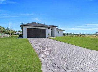 4507 E 9th St, Lehigh Acres, FL 33972