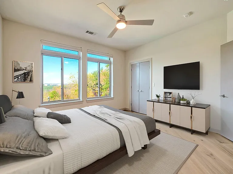 3600 S Lamar Blvd #208 — Photo 14