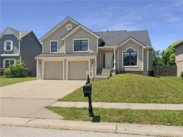 7408 N Tipton Ave, Kansas City, MO 64152