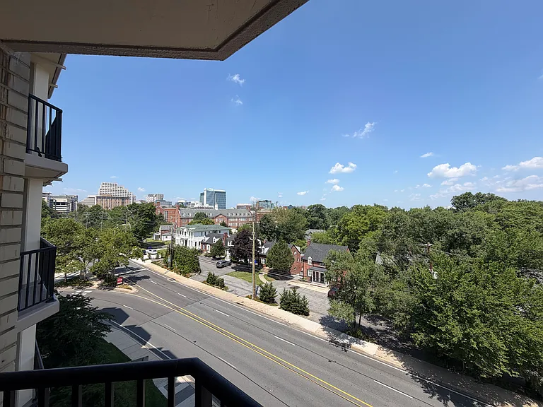 4242 E West Hwy #608 — Photo 9