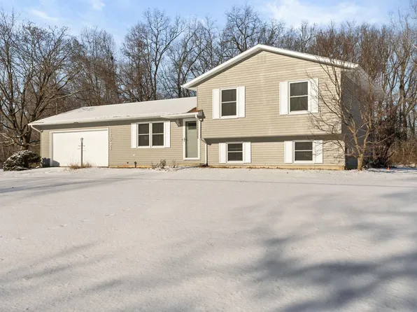 57031 Raider Dr, Elkhart, IN 46516